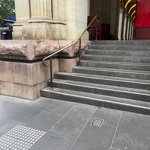 H&M Rail 