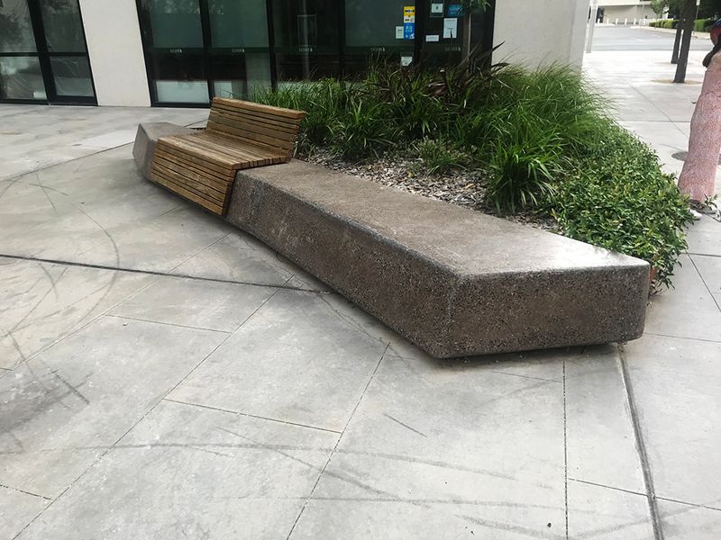 Hobart Place Ledges