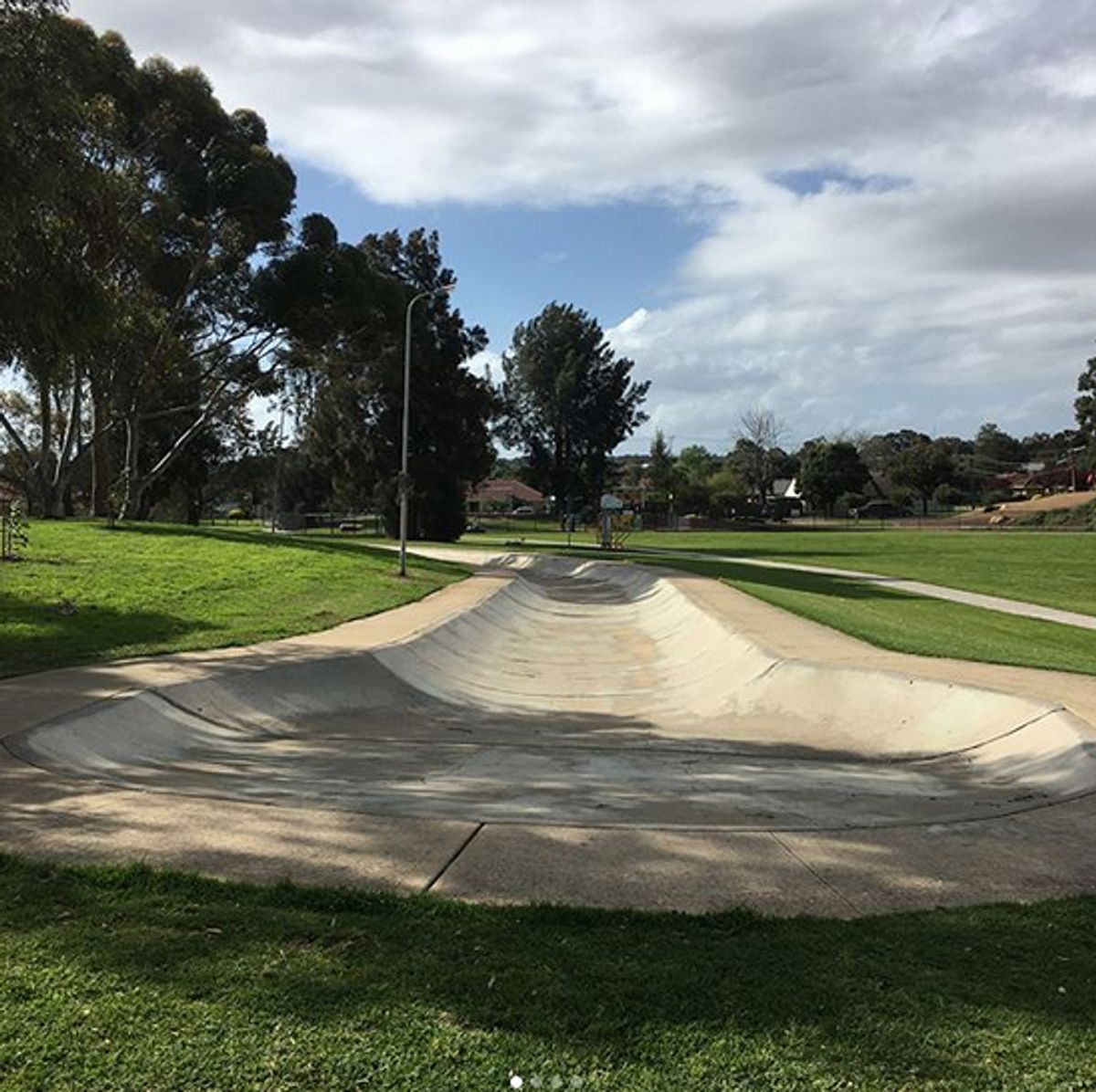 Holden Hill Old Snake Run skate spot