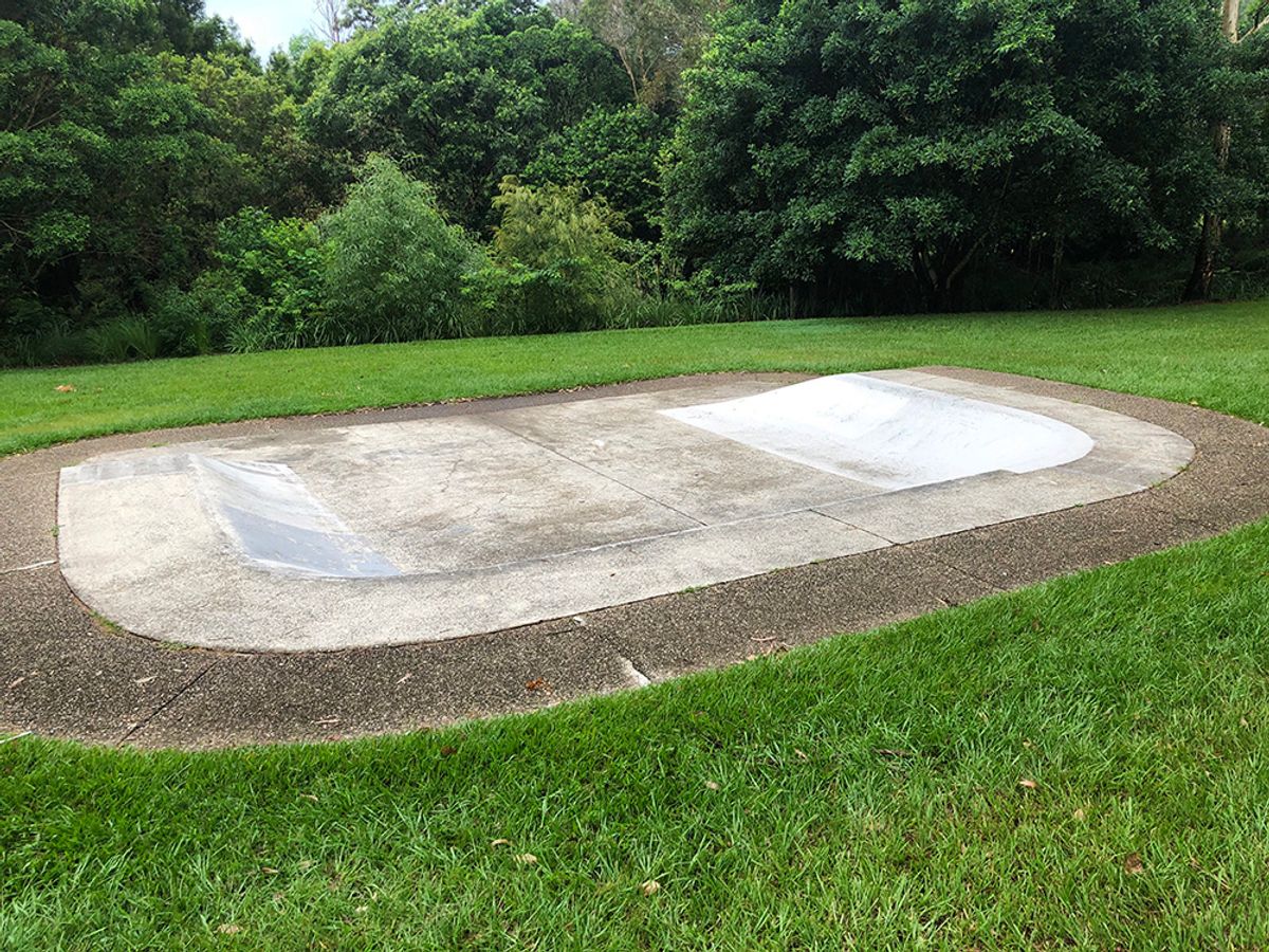 Holland Park Bowl skatepark