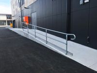 Hospital Rail