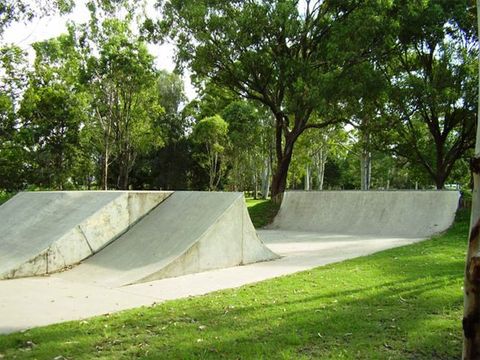 Howard Skatepark photo 9