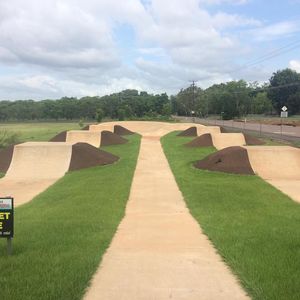 Howard Spring Bump Track 