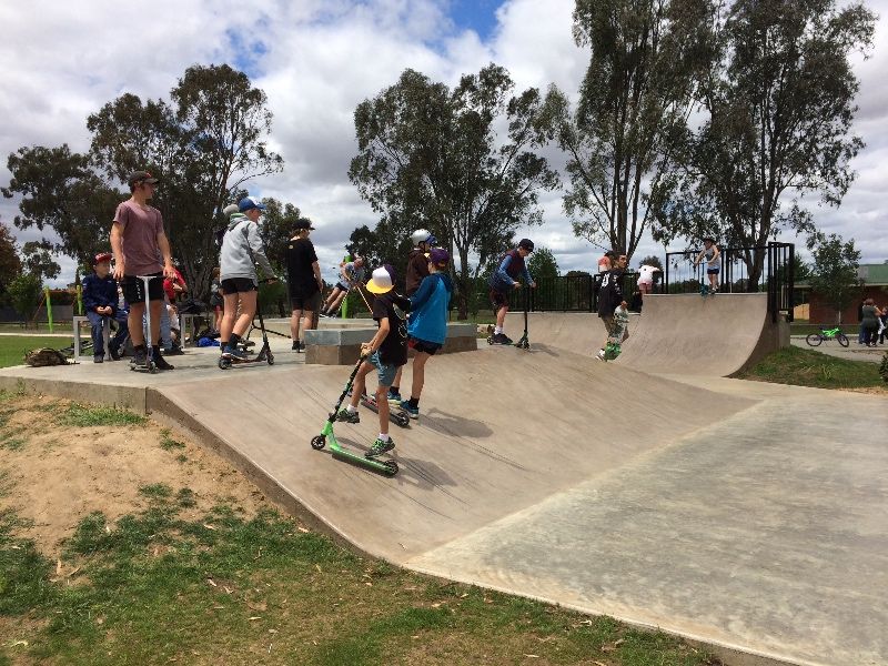 Howlong Skatepark
