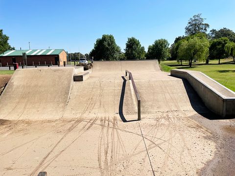 Hunterview Skatepark photo 2