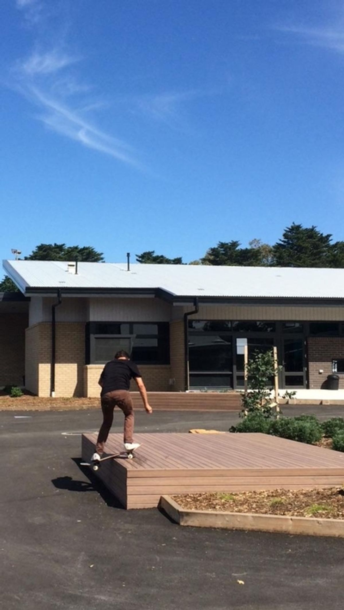 New northern bay ledges! skate spot