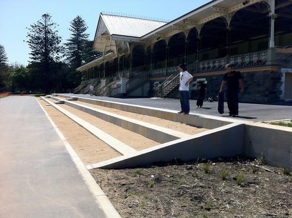 Race Course 4