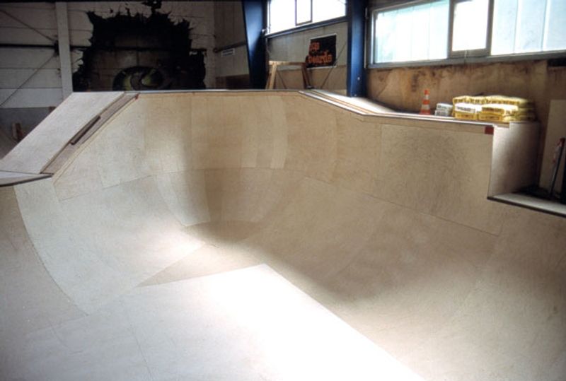 I Point Bowl 