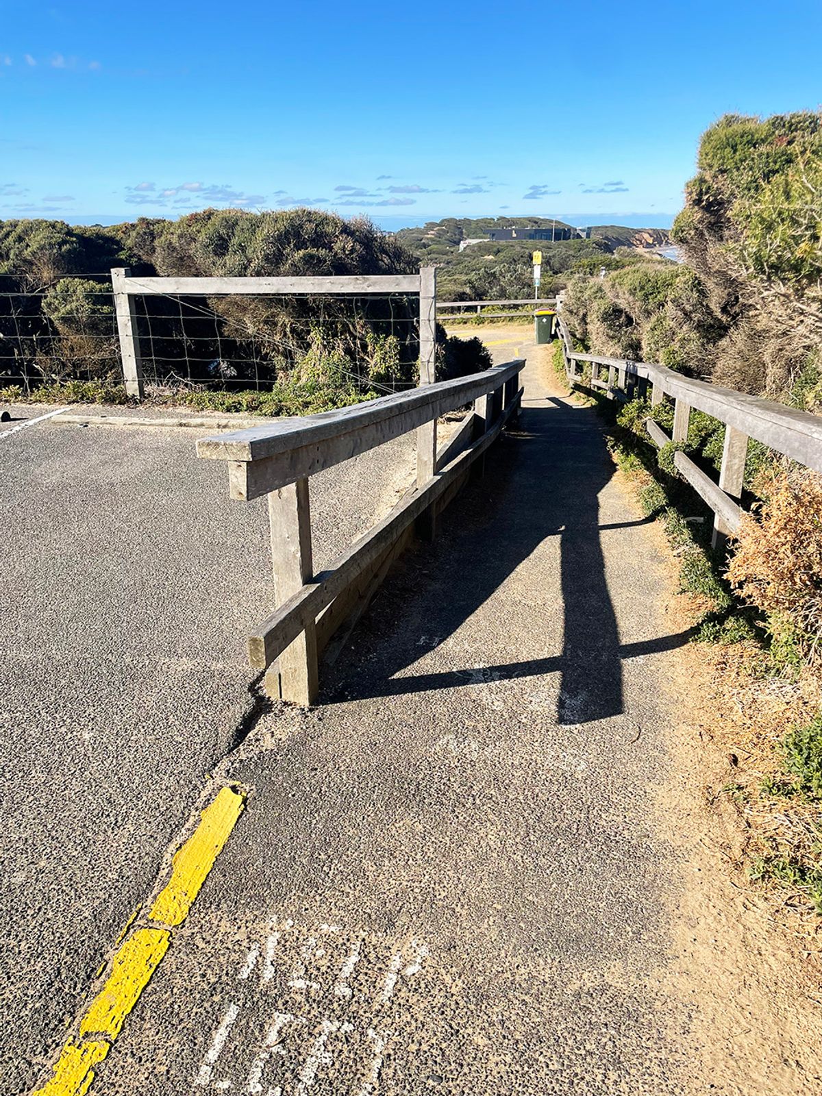 Wooden Rail skate spot