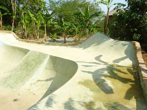 Jasmine Valley Bowl photo 4