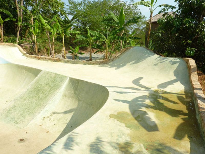 Jasmine Valley Bowl