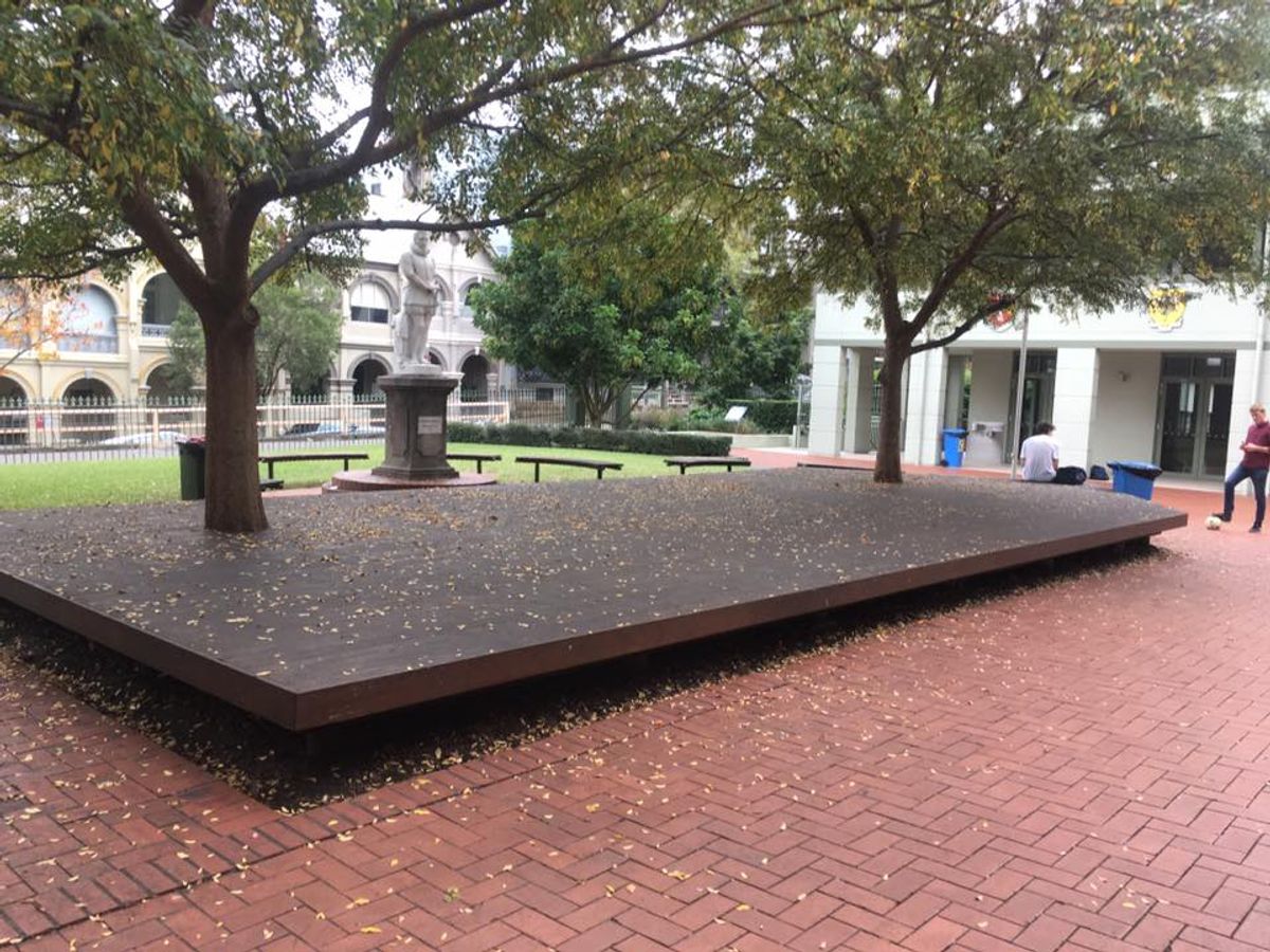 Jeff's Manny Pad skate spot