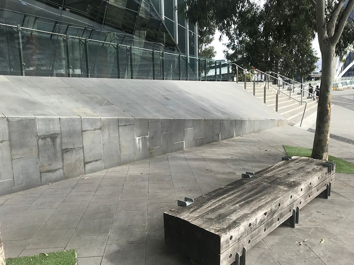 Jeff's Bank skate spot