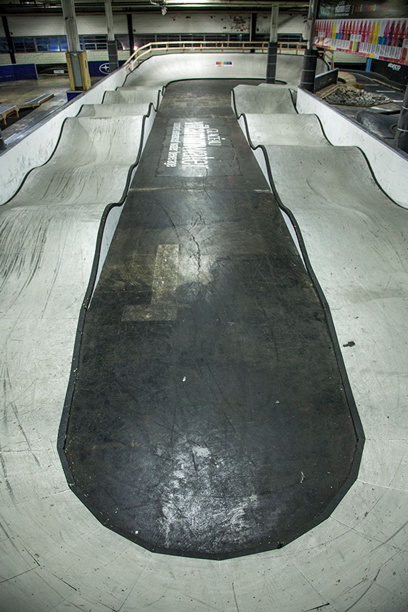 Joyride 150 Indoor  Skatepark