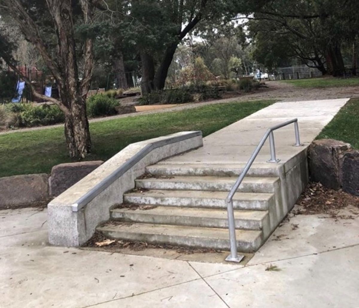Kalorama Stairs skatepark