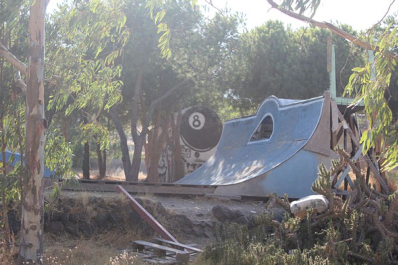 Kamari Ghetto Ramp