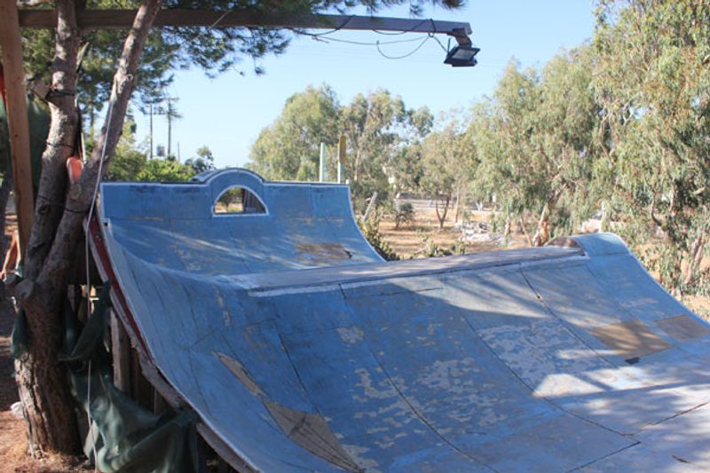Kamari Ghetto Ramp