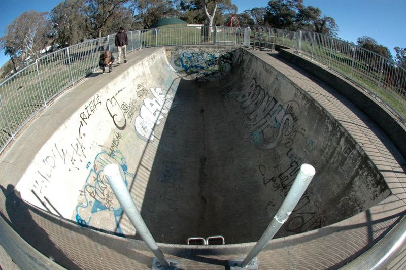 Kambah Bowl
