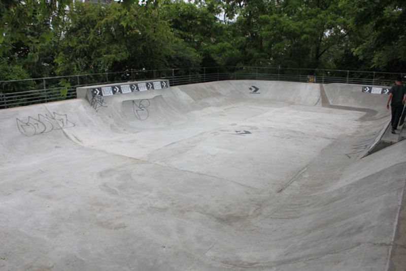 Kennington Bowl