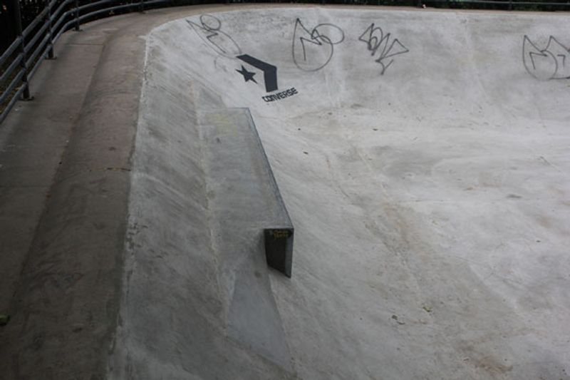 Kennington Bowl
