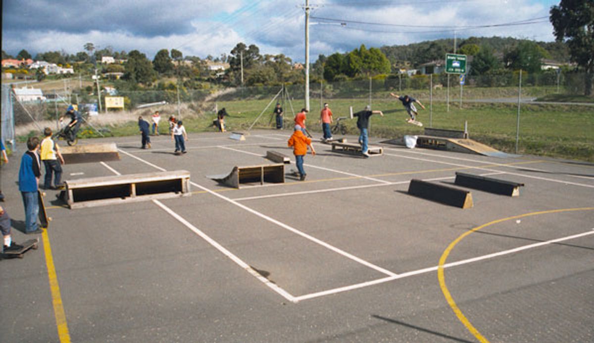 Kettering Tennis Court skatepark