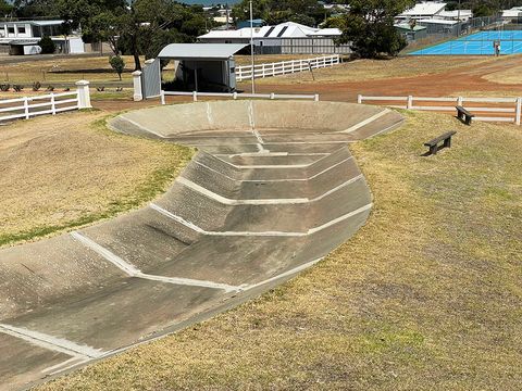 Kingscote Snake Run photo 7