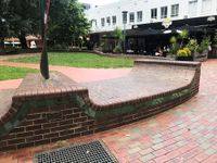 Kingston Street Mini