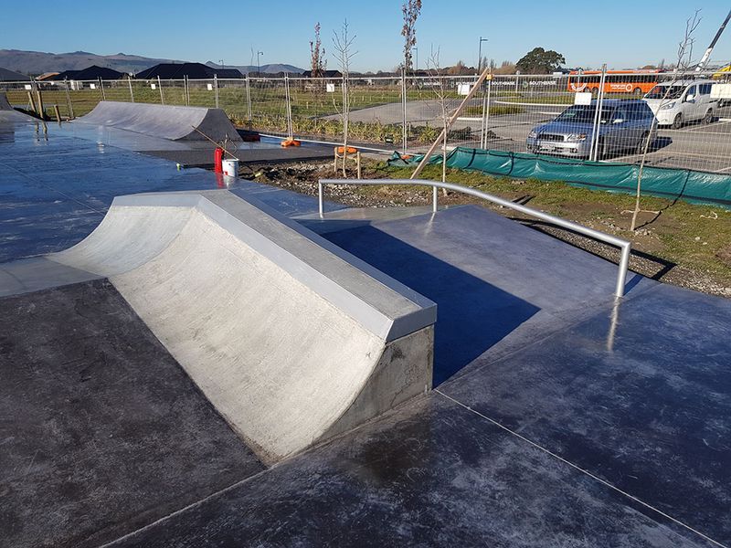 Knight Stream Skatepark