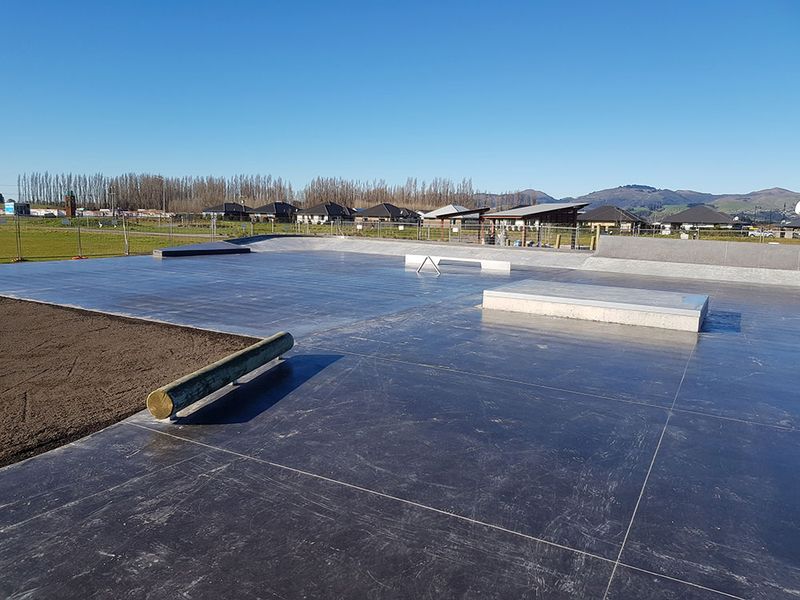 Knight Stream Skatepark