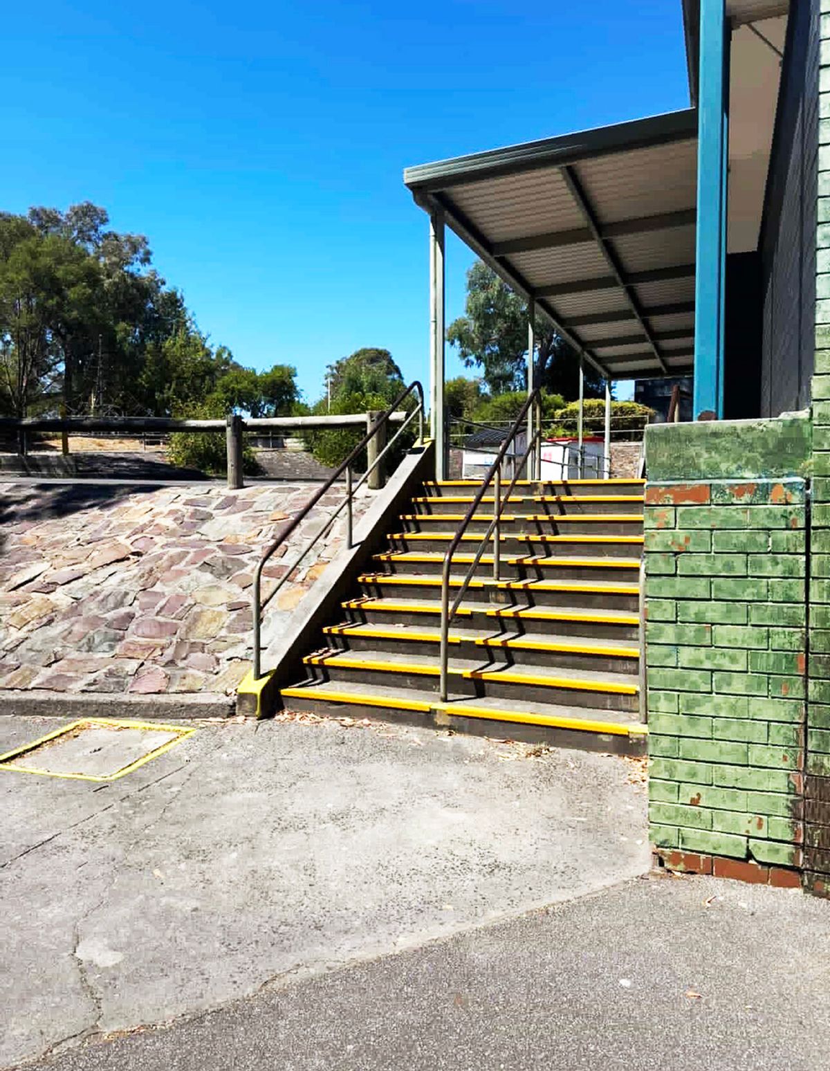 Knox Primary Rail skate spot