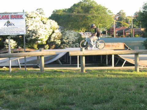 Korumburra Old  Skatepark photo 11