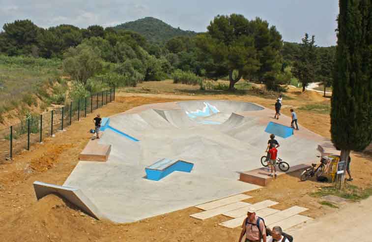 La Londe Les Maures Skatepark