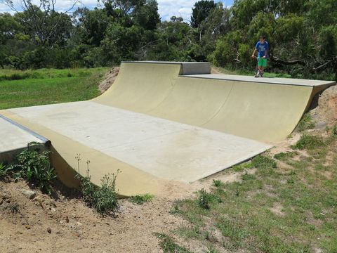 Langwarrin Skatepark photo 7
