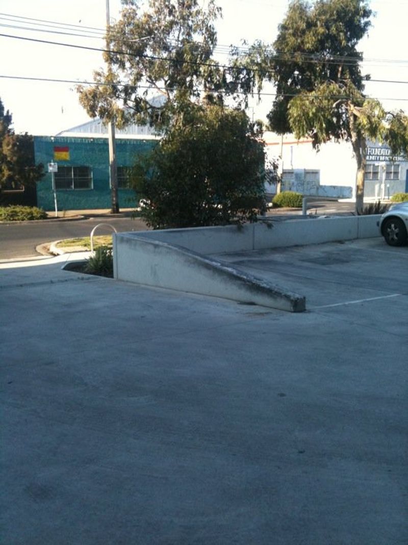 Albert Street Ledges