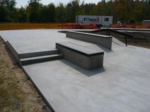 Lee Skate Park photo 4