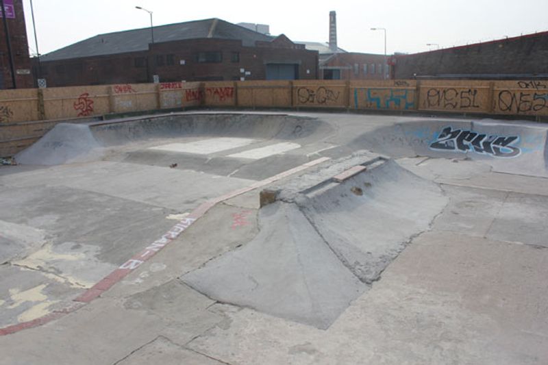 Liverpool DIY