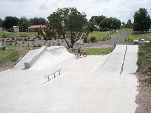 Loch Skatepark