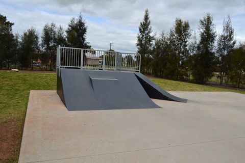 Lockhart Skatepark photo 6