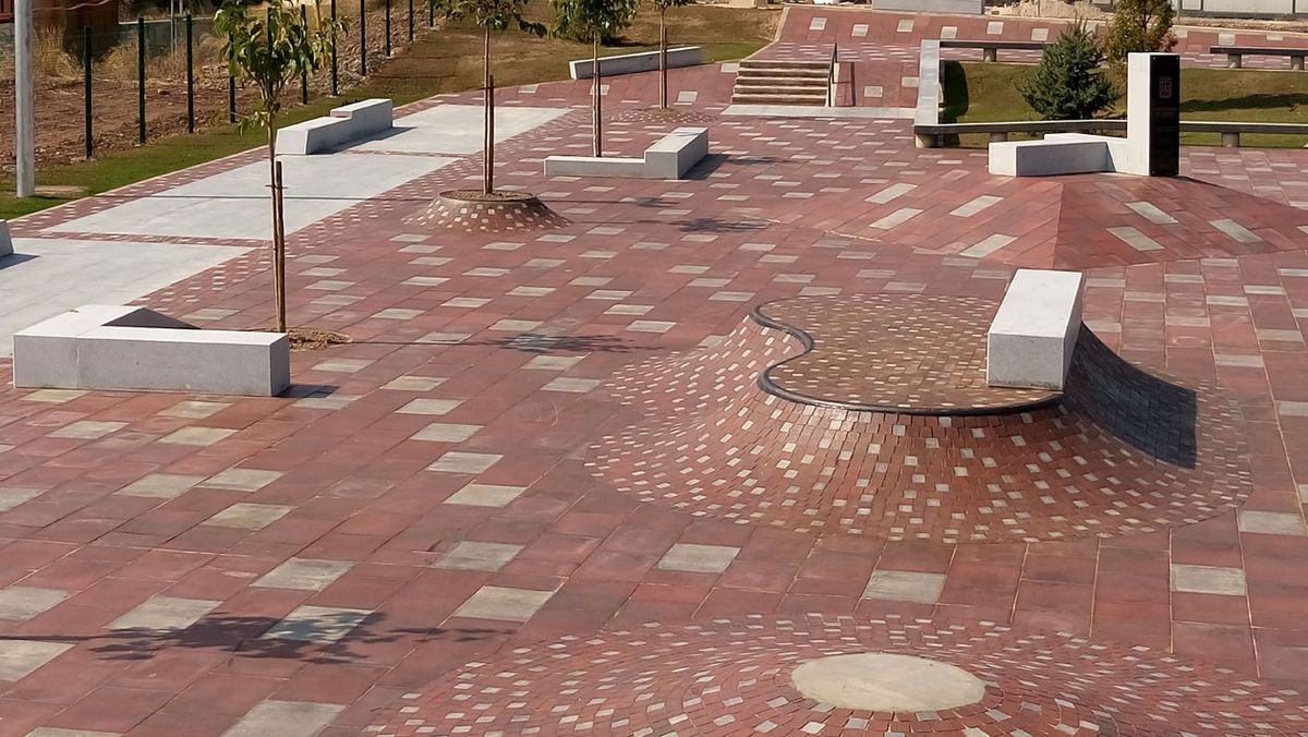 Logrono Skate Plaza skatepark