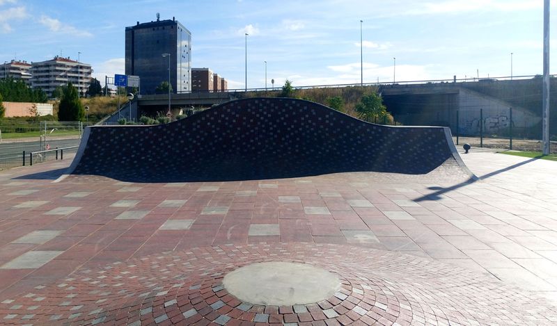 Logrono Skate Plaza 