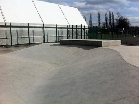 Long Eaton photo 3