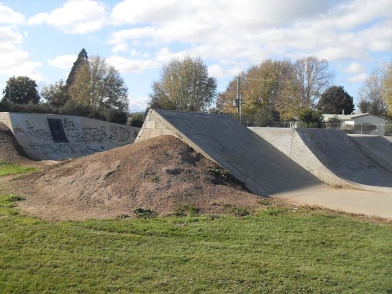Longford Skatepark