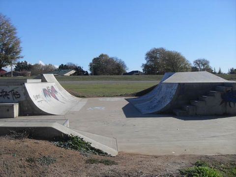 Longford Skatepark photo 5