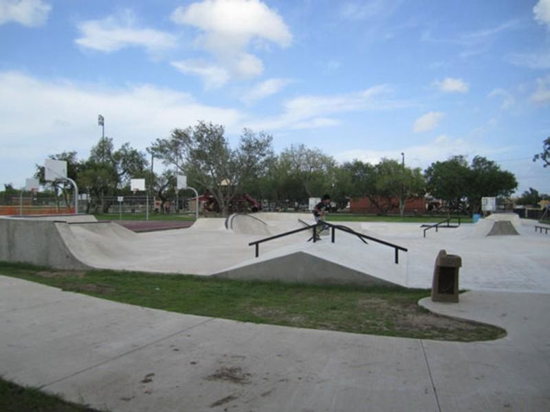 Los Fresnos Skate Park 