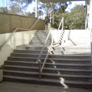 Mac House Rail