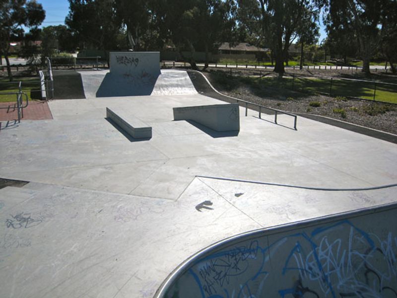 Maddington Skatepark 