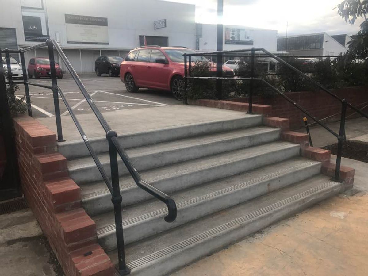 Manny Stairs skate spot