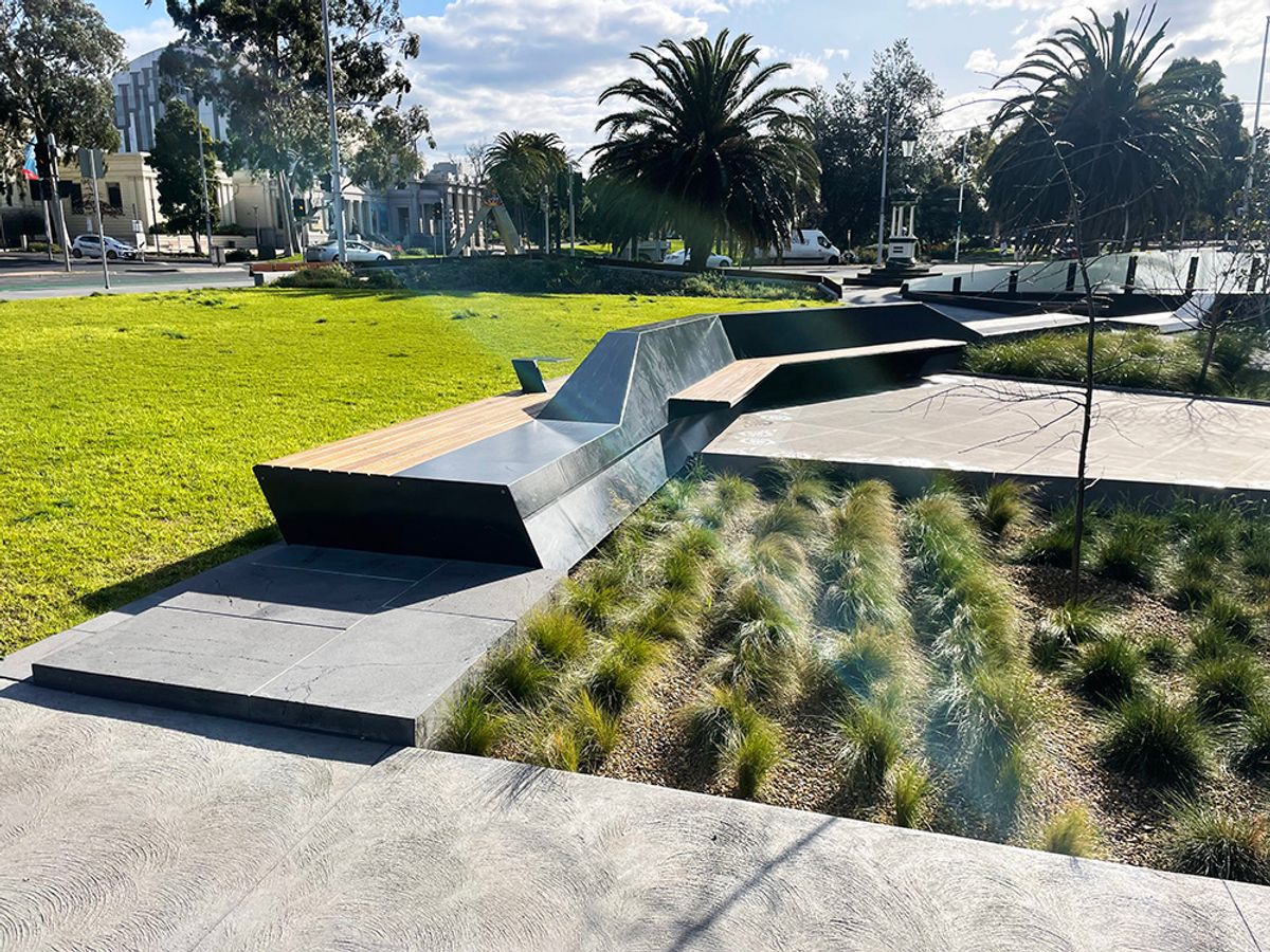 Workcover Thing skate spot