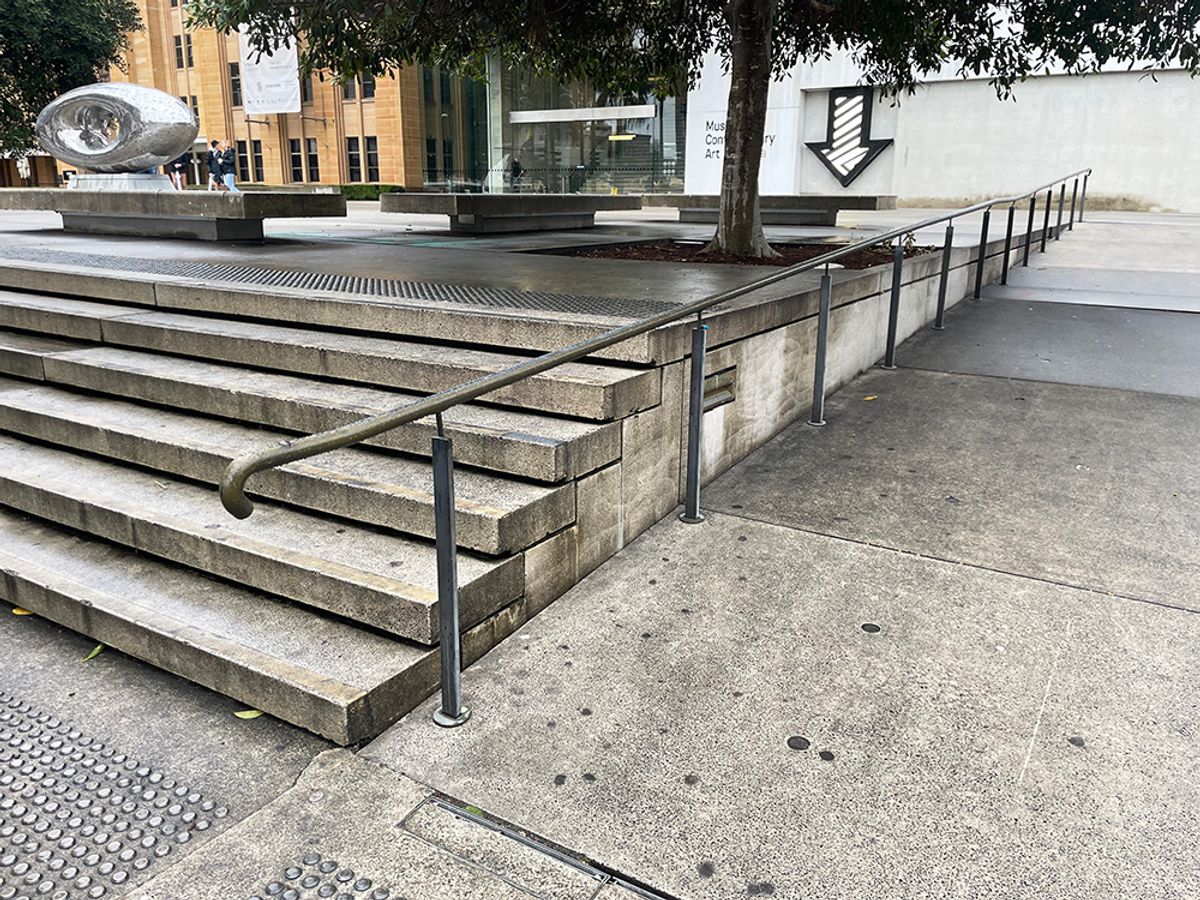 MCA Rail skate spot
