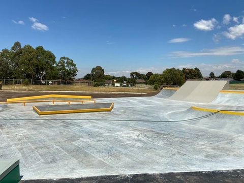 Meadow Heights Skatepark photo 9